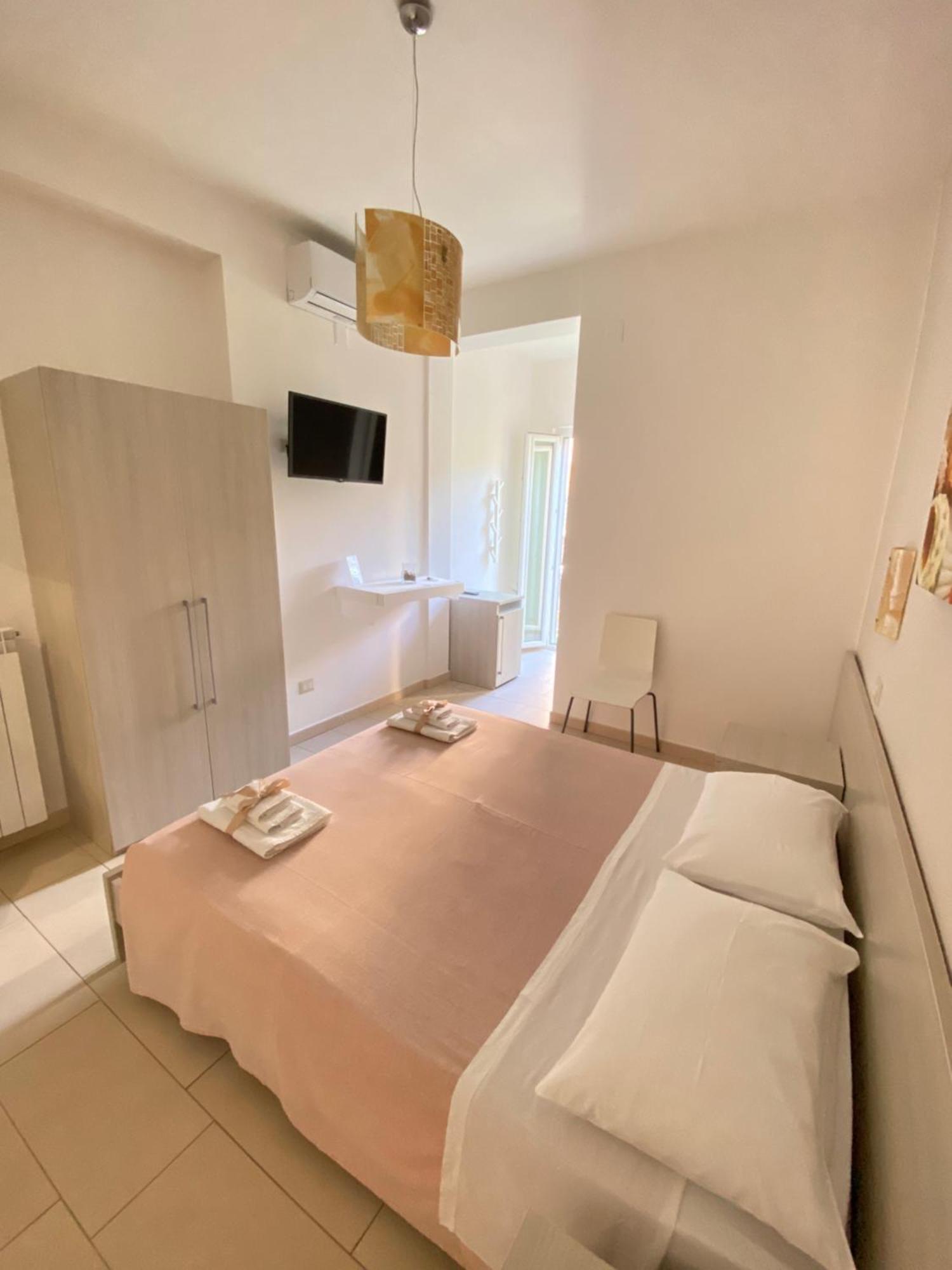 B&B Degli Aranci 帕利努罗 外观 照片