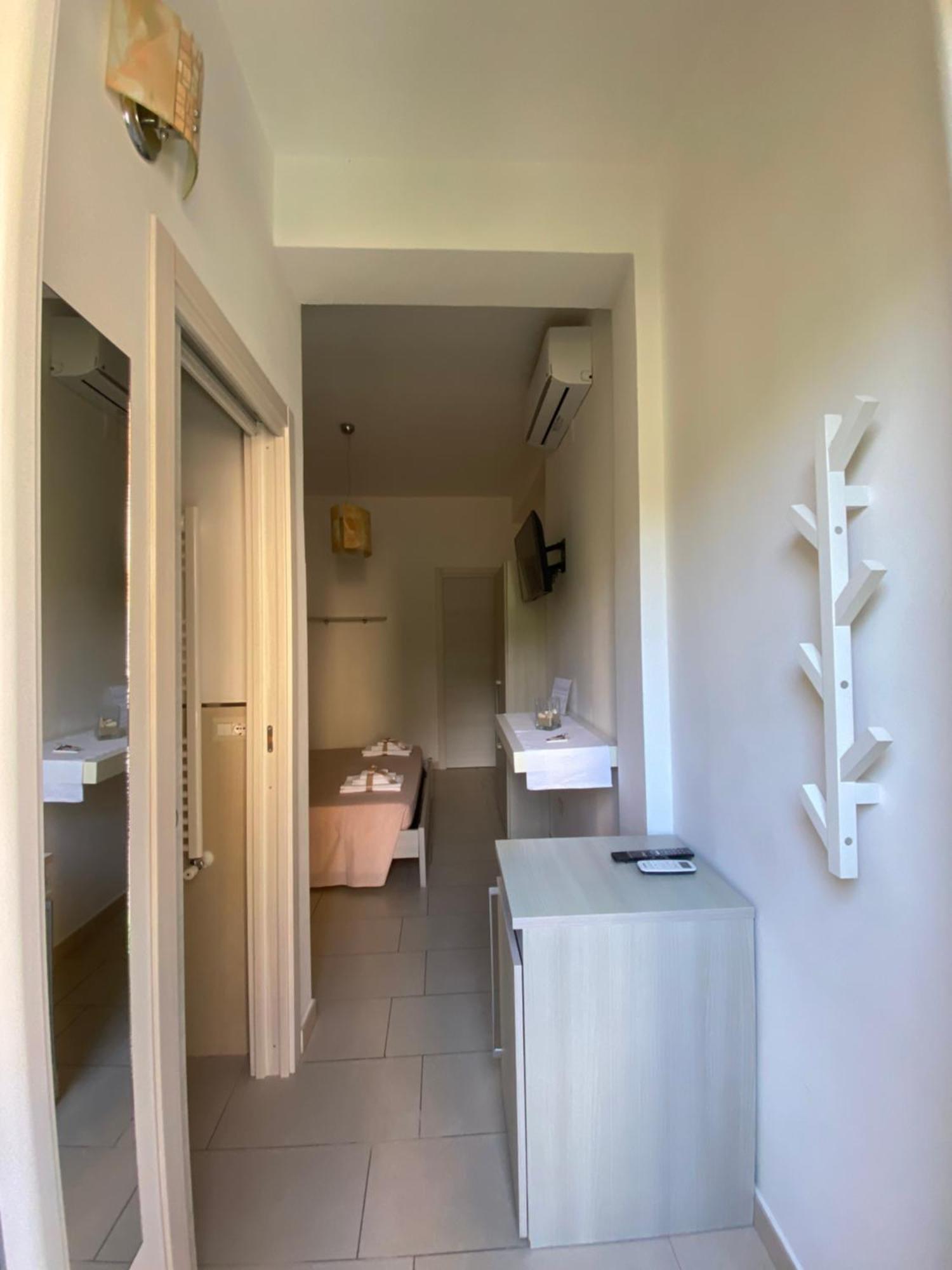 B&B Degli Aranci 帕利努罗 外观 照片