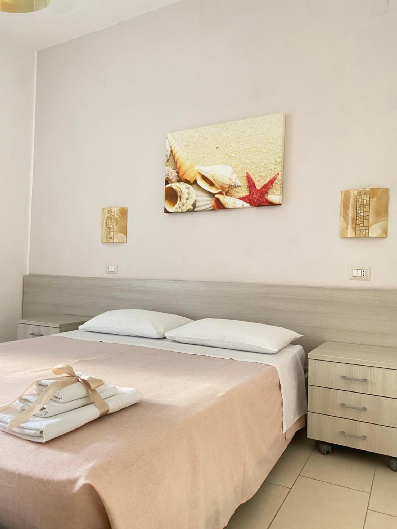B&B Degli Aranci 帕利努罗 外观 照片