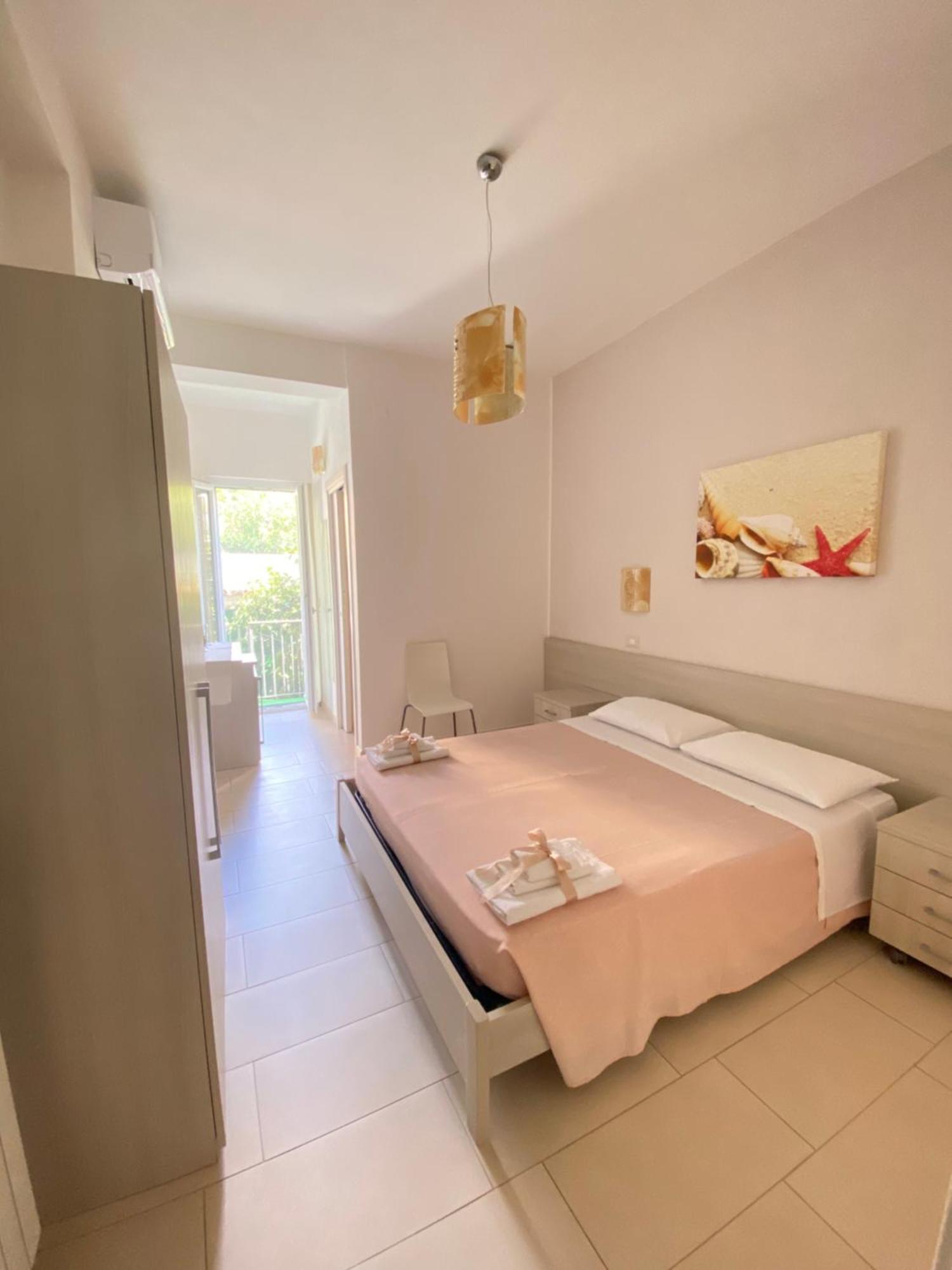 B&B Degli Aranci 帕利努罗 外观 照片